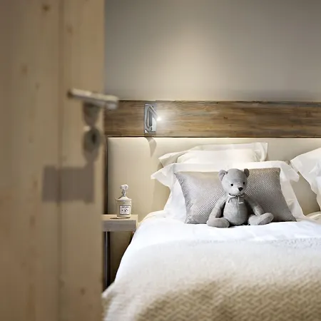Mgm & Residences - Elena 公寓式酒店 4*